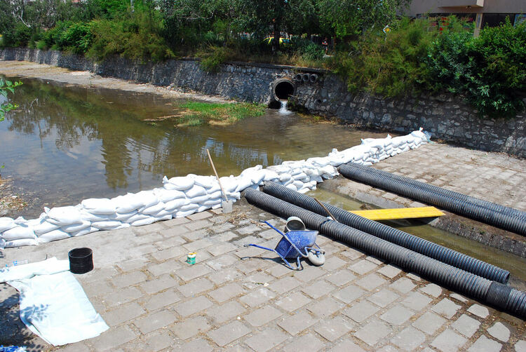 Забентиха река Хасковска заради ремонта на коритото й