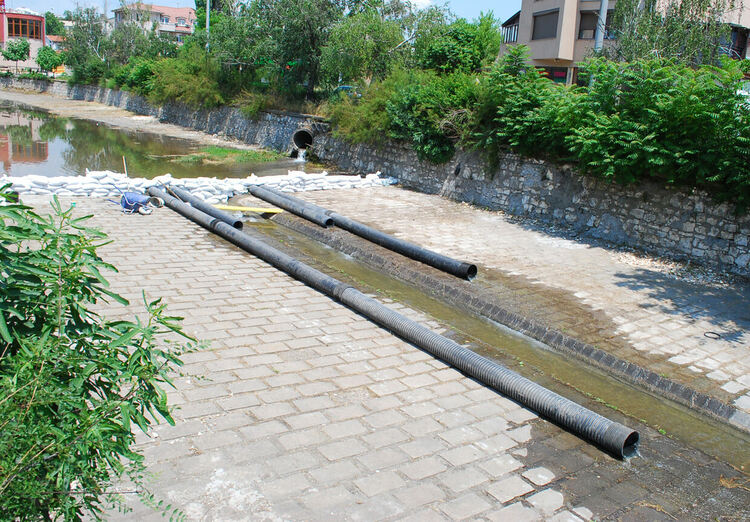 Забентиха река Хасковска заради ремонта на коритото й