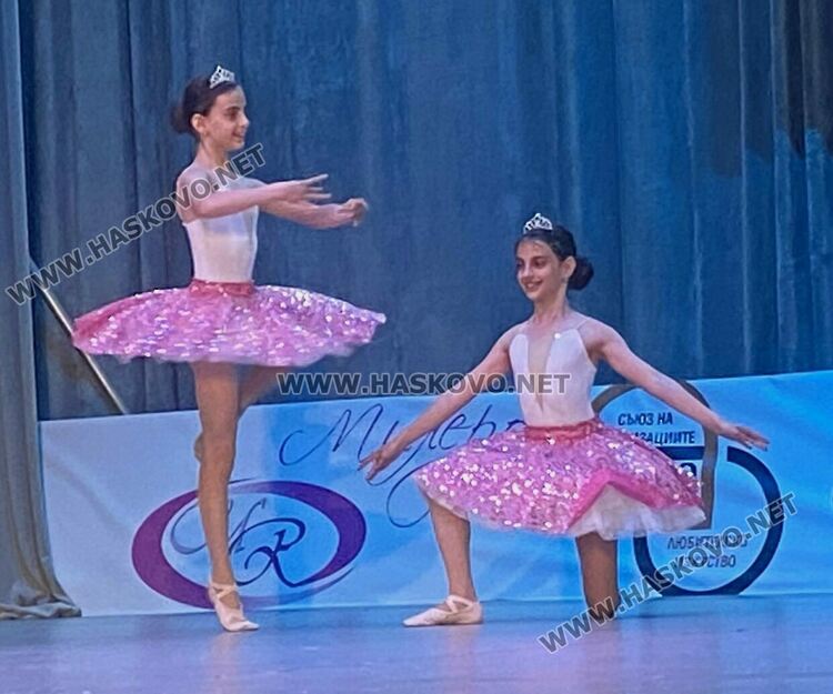 1400 участници от 9 държави на Фестивала „Вълшебен свят“