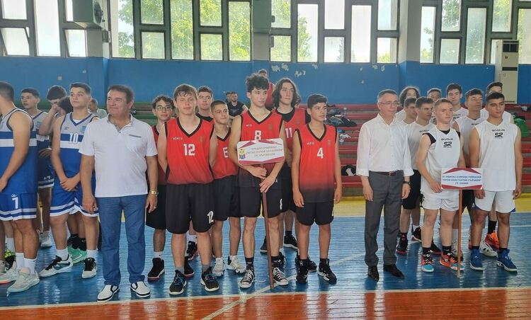 В Кърджали стартираха финалите на Ученическите игри по баскетбол