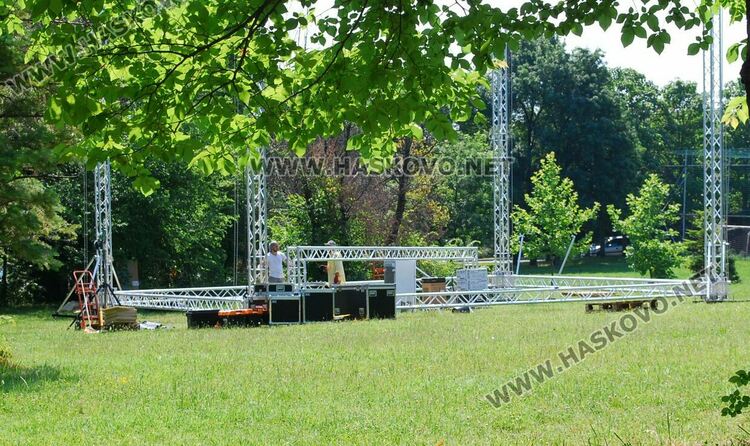 Експериментална авторска постановка вдига завесата тази година на студентския фестивал „Сцена на края на града“