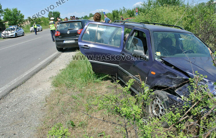 Жена пострада при удар между хасковска и румънска кола
