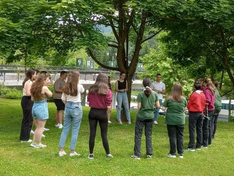 Ученици от Ардино гостуваха на клуб "Родопски скаути" в Смолян 