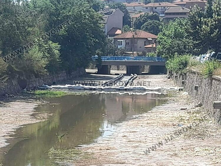 Забентиха река Хасковска заради ремонта на коритото й