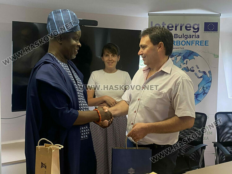 Храните, образованието и IT секторът са във фокуса на сътрудничество между ХТПП и нигерийската палата в Умуахия