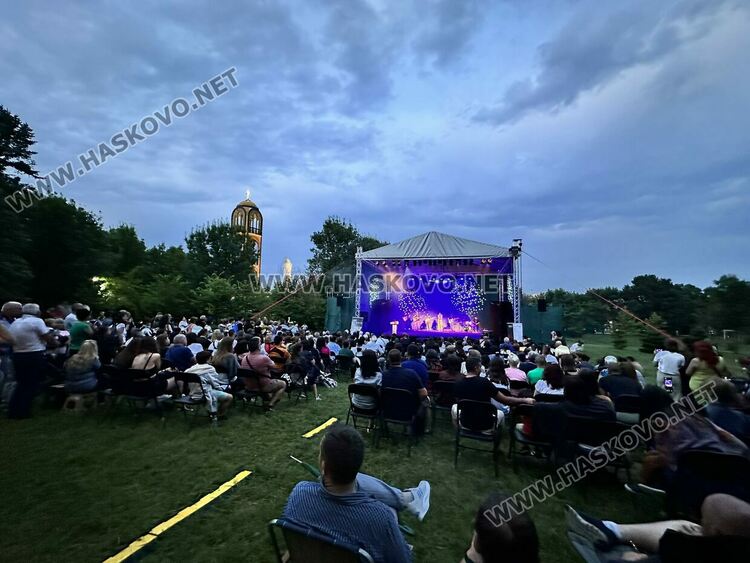  „Големият ден“ откри второто издание на Студентския театрален фестивал „Сцена на края на града“ в Хасково