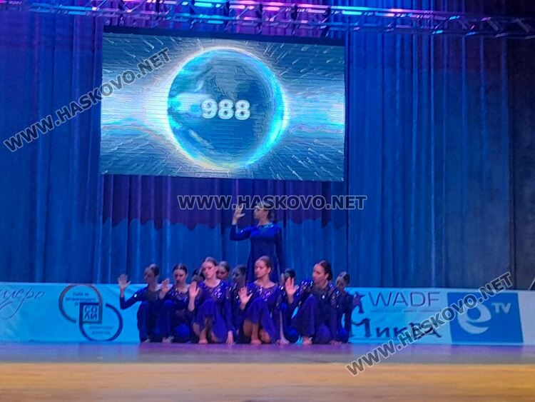 Купата на кмета от фестивала „Вълшебен свят“ замина за Бургас