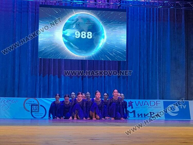 Купата на кмета от фестивала „Вълшебен свят“ замина за Бургас