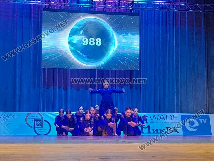 Купата на кмета от фестивала „Вълшебен свят“ замина за Бургас