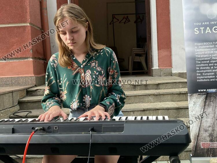  „Големият ден“ откри второто издание на Студентския театрален фестивал „Сцена на края на града“ в Хасково