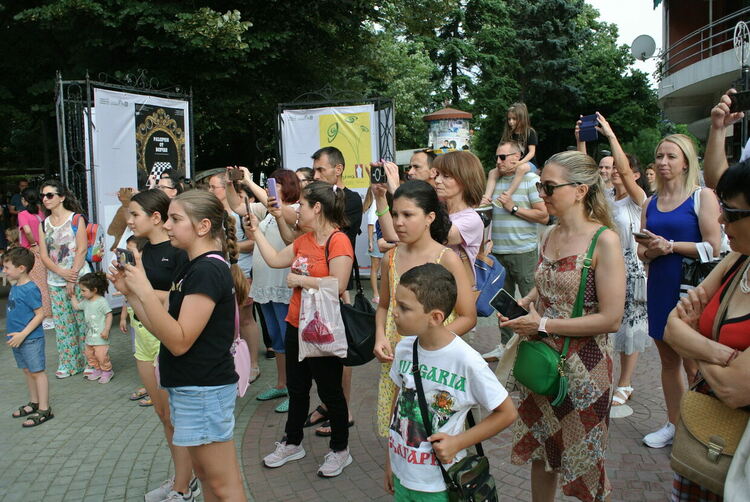  „Големият ден“ откри второто издание на Студентския театрален фестивал „Сцена на края на града“ в Хасково