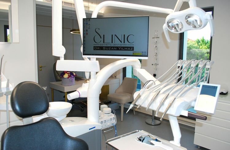 Модерната дентална клиника „Sclinic“ отвори врати в Хасково