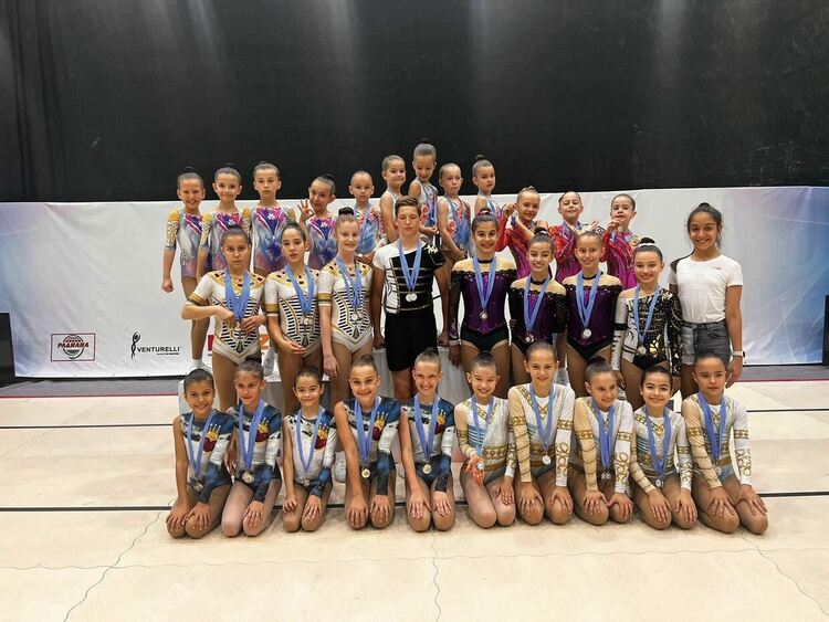 Куп медали за „Виолена“ и „Мега спорт“ от национален турнир