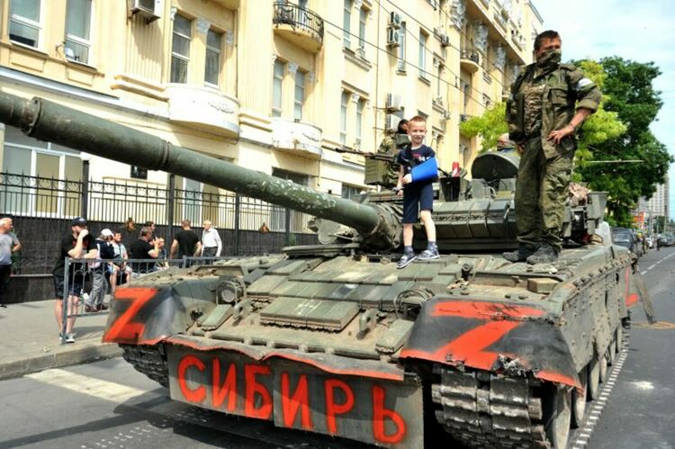 ФСБ прекрати делото за метеж срещу "Вагнер" и ги разоръжи