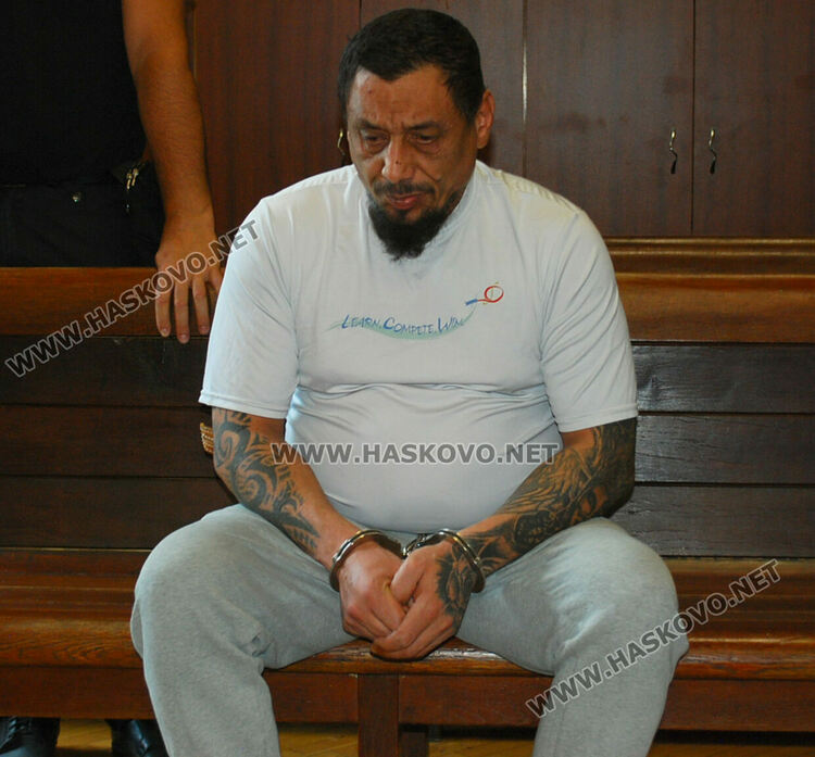 Оставиха в ареста пастрока за убийството на 4-годишно дете в Хасково