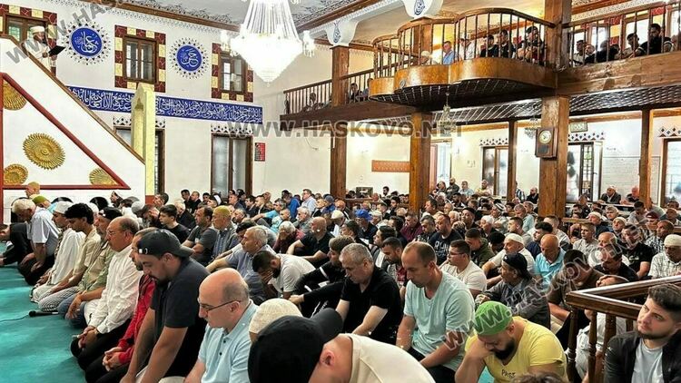 Мюсюлманите празнуват Курбан Байрам