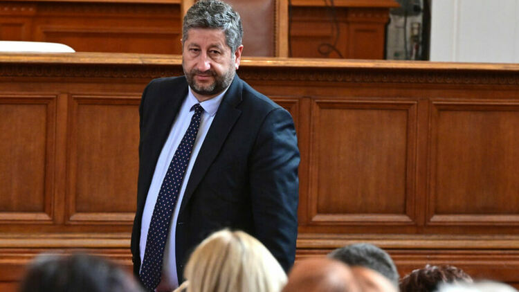 Христо Иванов отговори на Борисов: Никой от наша страна не е поставял под съмнение ротацията