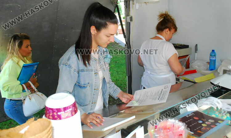 Агенцията по храните проверява павилионите и цеховете за сладолед в Хасково