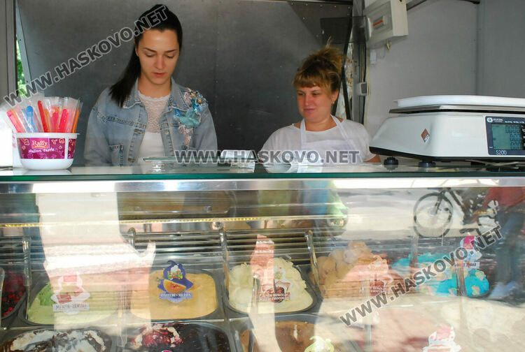 Агенцията по храните проверява павилионите и цеховете за сладолед в Хасково