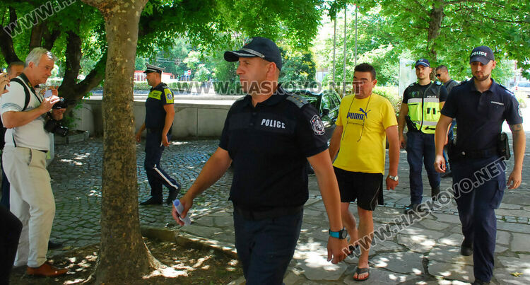 500 лв. глоба за служителя на МВР, държал се грубо към полицаи след катастрофа