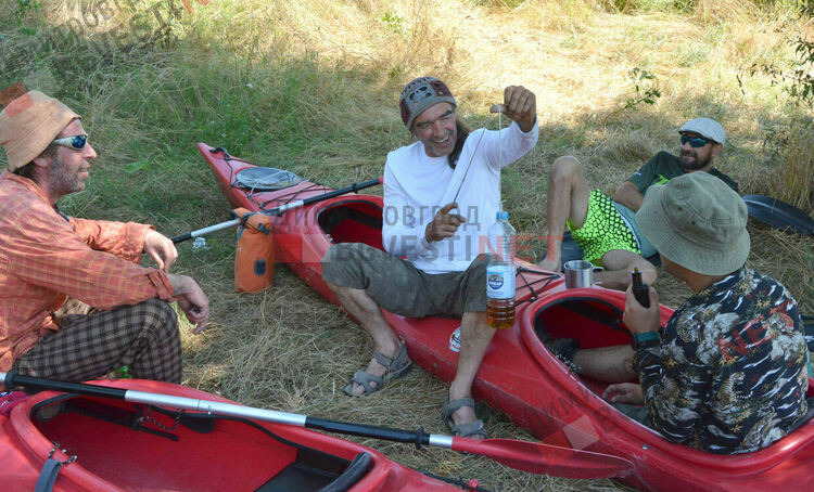 Каяци превзеха водите на река Марица при Димитровград