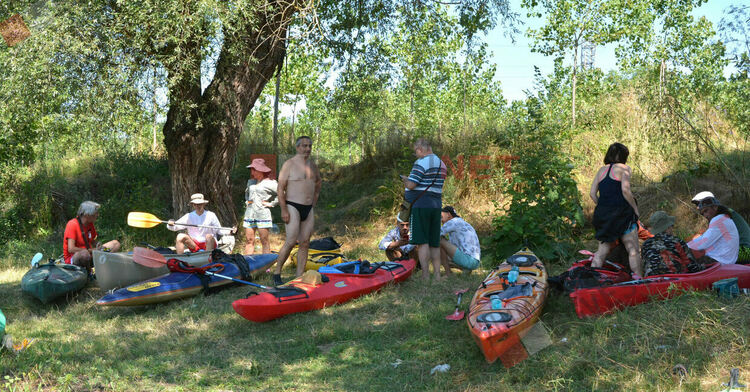 Каяци превзеха водите на река Марица при Димитровград