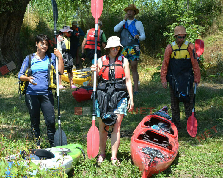 Каяци превзеха водите на река Марица при Димитровград