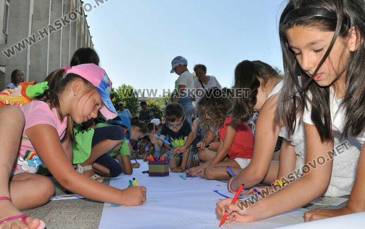 Започва „Лято в библиотеката” през юли /събитията от културния календар в Хасково/