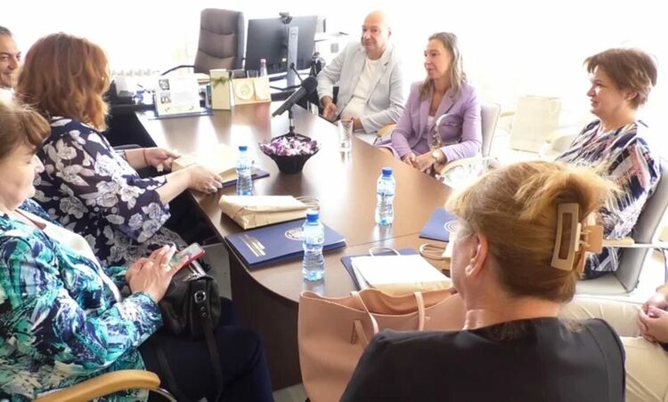 Осем средни училища от областта ще си партнират активно с ВУТП