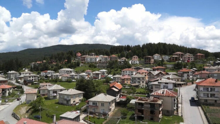 Жителите на Община Доспат излизат на протест, на пети юли затварят пътя Доспат-Девин