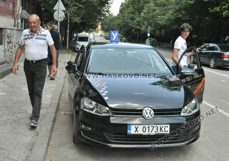 Автоинструкторите с протестно писмо срещу въвеждането на GPS маршрут на случаен принцип по време на изпит