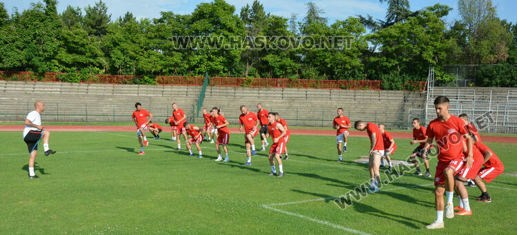 „Саяна Хасково“ започна предсезонна подготовка с група от 23 футболисти