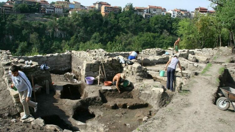 За втора поредна година в Перник се провежда музейно-образователната програма „Археологическо лято“
