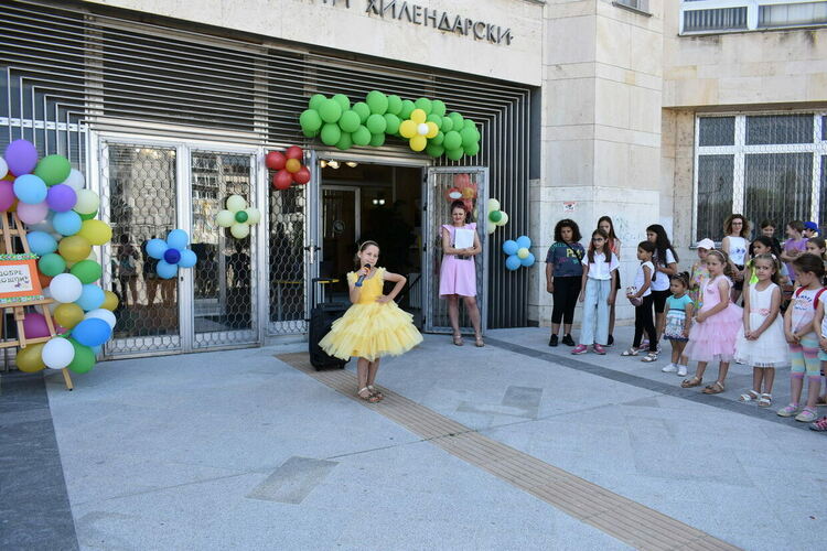 Близо 200 деца се включиха в лятната академия на Асеновград "Ваканция в библиотеката"