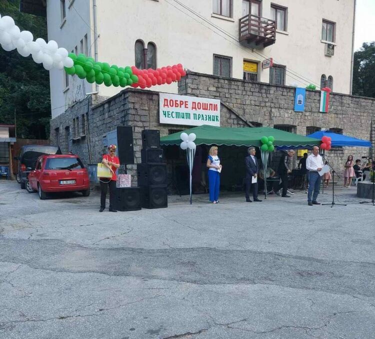 Село Нареченски бани отбеляза 132 години курортна дейност 