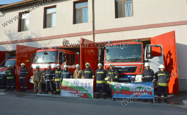 Пожарникари от Хасково излязоха на втори протест