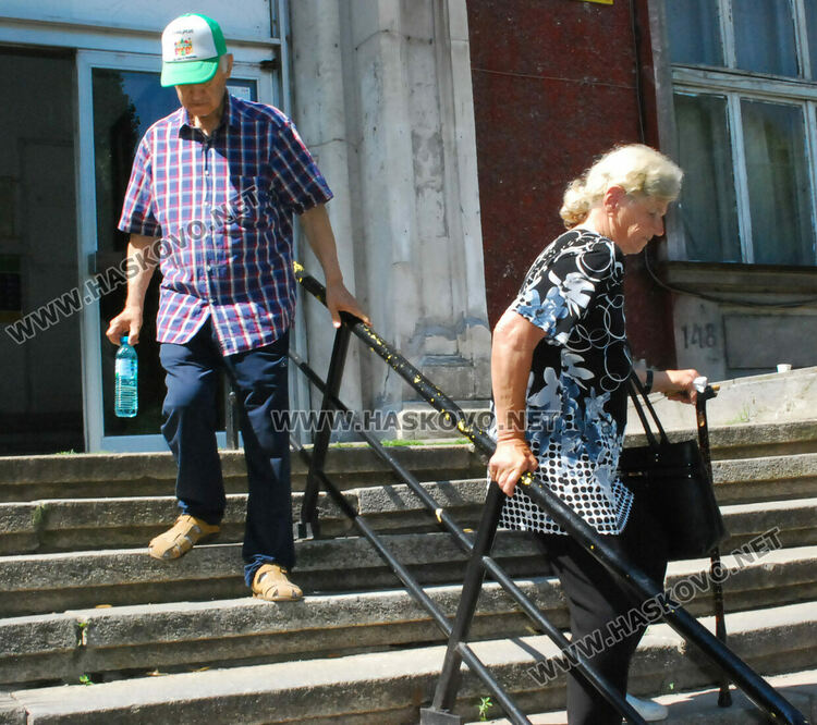 Някои от хасковските пенсионери доволни от увеличението, други искат по 1000-1500 лева 
