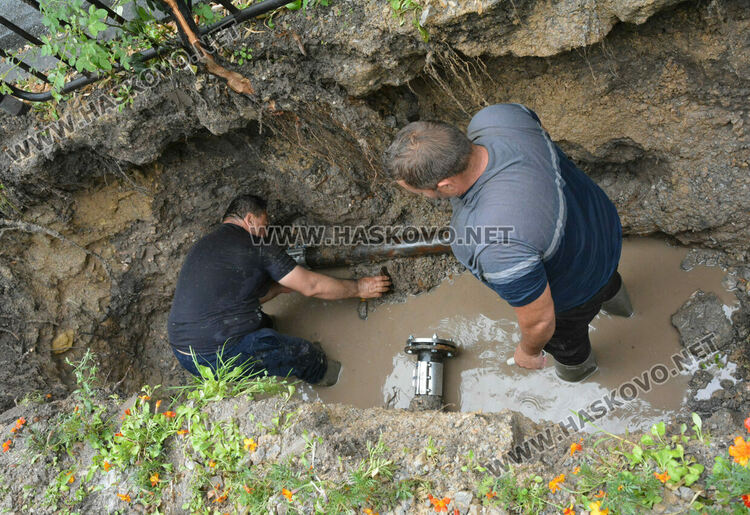 Част от Хасково остана без вода заради ВиК авария на „Раковски“