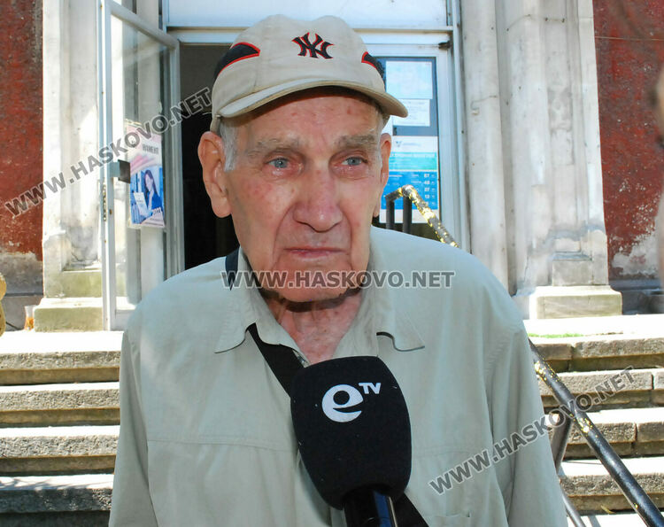 Някои от хасковските пенсионери доволни от увеличението, други искат по 1000-1500 лева 