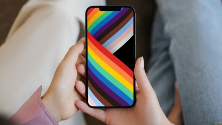 Как да използвате поредица от сменящи се снимки за уолпейпър в iPhone