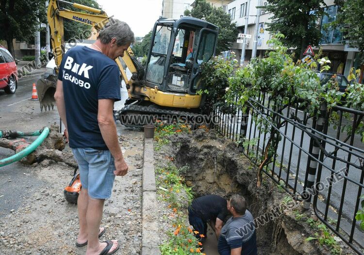 Част от Хасково остана без вода заради ВиК авария на „Раковски“