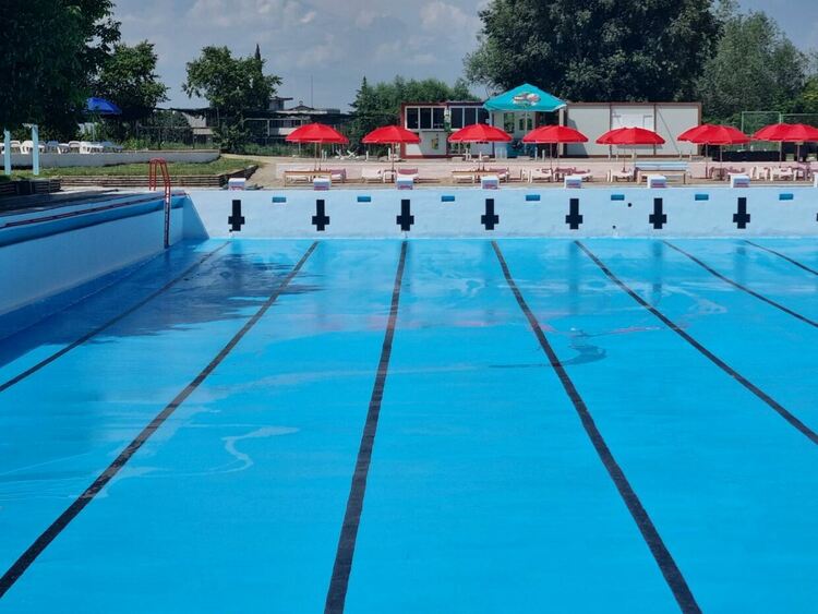 Градският плувен комплекс отваря врати 