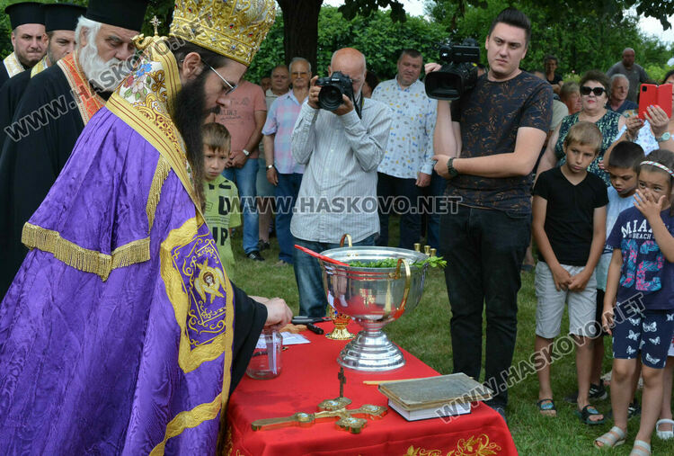 Започна изграждането на нова църква в село Манастир