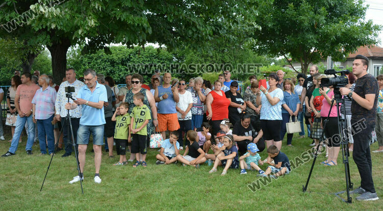 Започна изграждането на нова църква в село Манастир