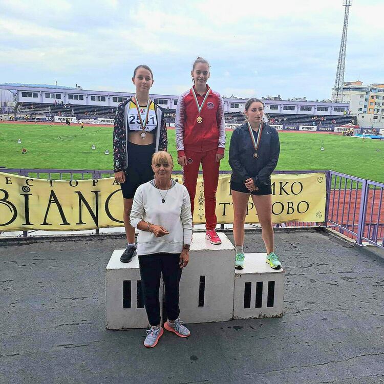 Две шампионски титли за хасковски лекоатлетки от националния шампионат