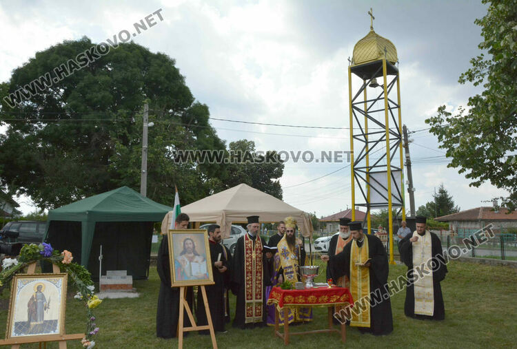 Започна изграждането на нова църква в село Манастир