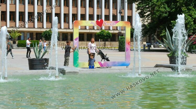 Предимно слънчево и топло в неделя