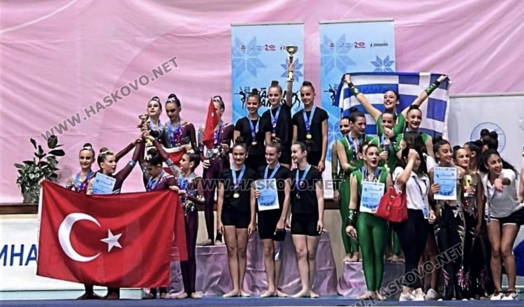 Българският химн звуча за грациите на Яна Михайлова на Балканиадата по естетическа и групова гимнастика