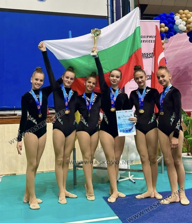 Българският химн звуча за грациите на Яна Михайлова на Балканиадата по естетическа и групова гимнастика