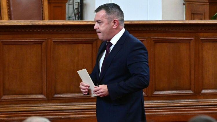 Директорът на Служба "Военно разузнаване" бригаден генерал Венелин Венев